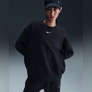 Nike Black Oversized Crewneck Sweatshirt